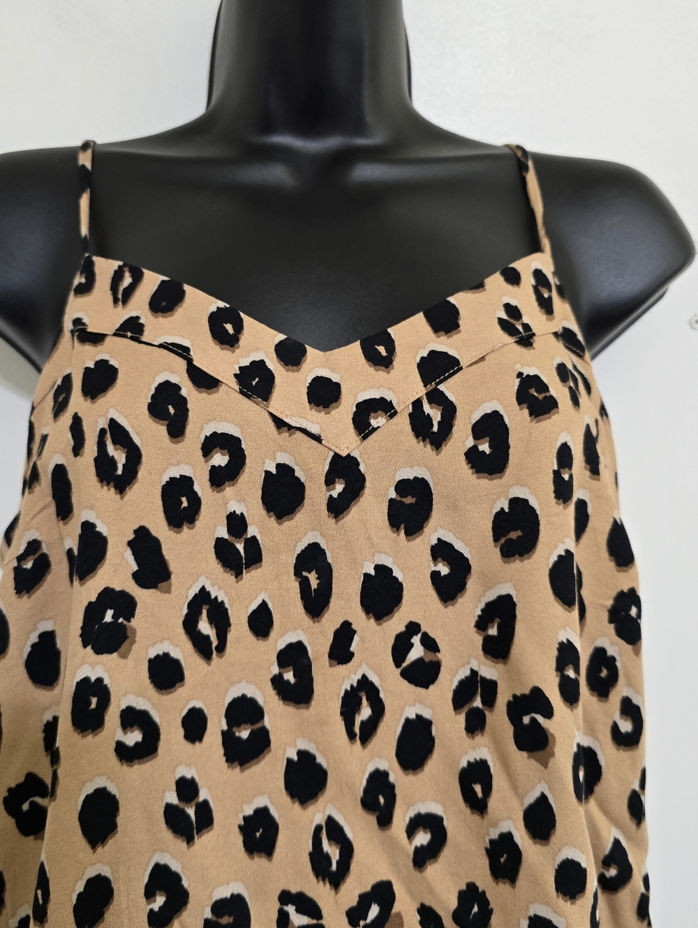 A‎ NEW DAY size Small Leopard Print Cami Tank Tan Black - Picture 3 of 8